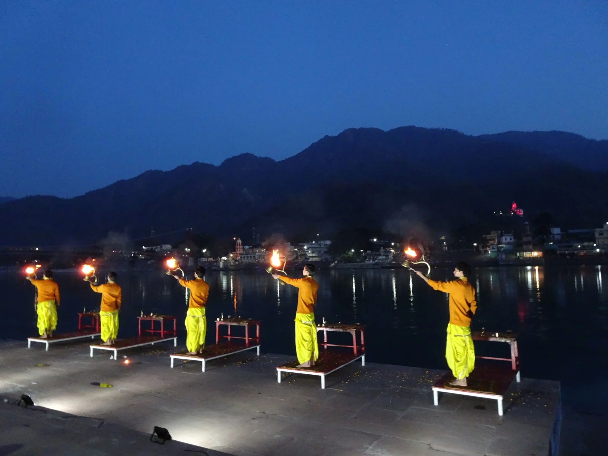 Ganga Aarti, honouring Divine Mother in the form of this holy river, attended by Heart Of Living Yoga Teacher Training in Rishikesh, January 2018. Photo credit: Akasha Alix @ Lumiere photography