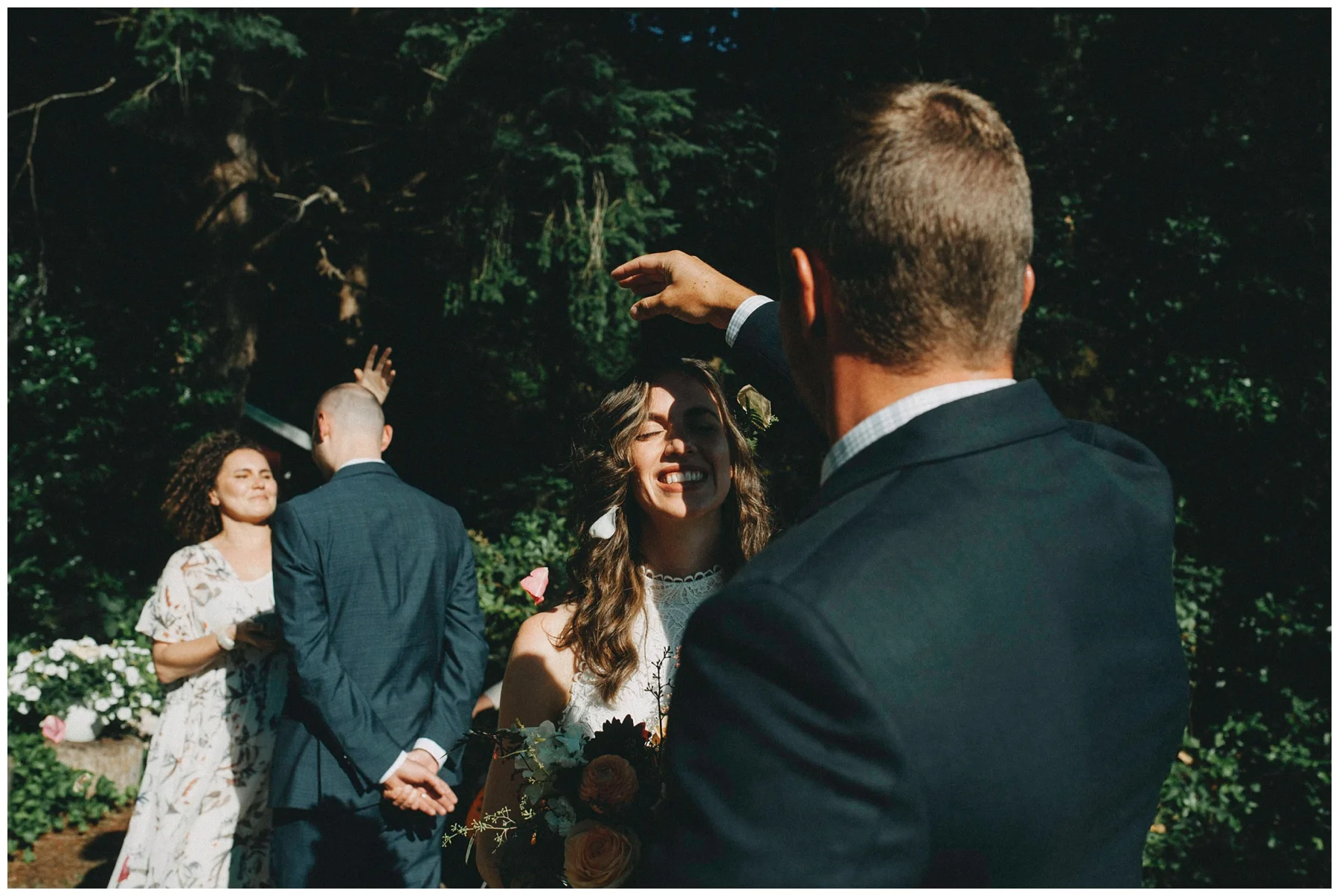 Vancouver intimate Wedding Photographer_0516.jpg