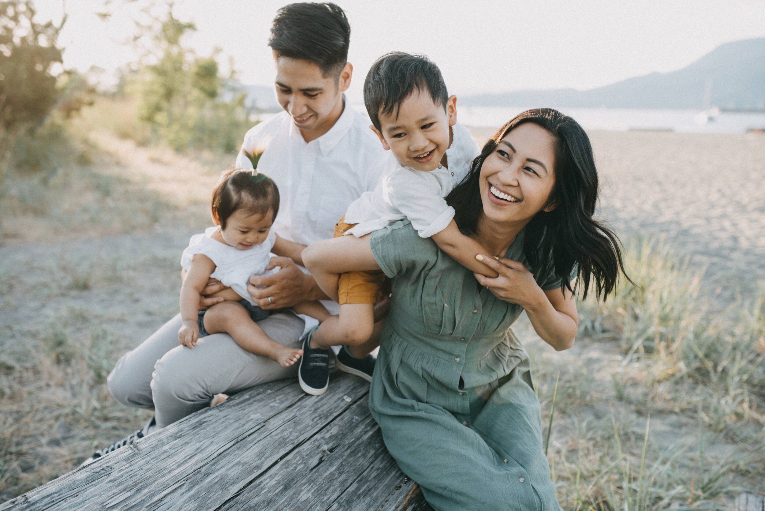 jayme lang Jericho beach family session Vancouver bc 15.jpg