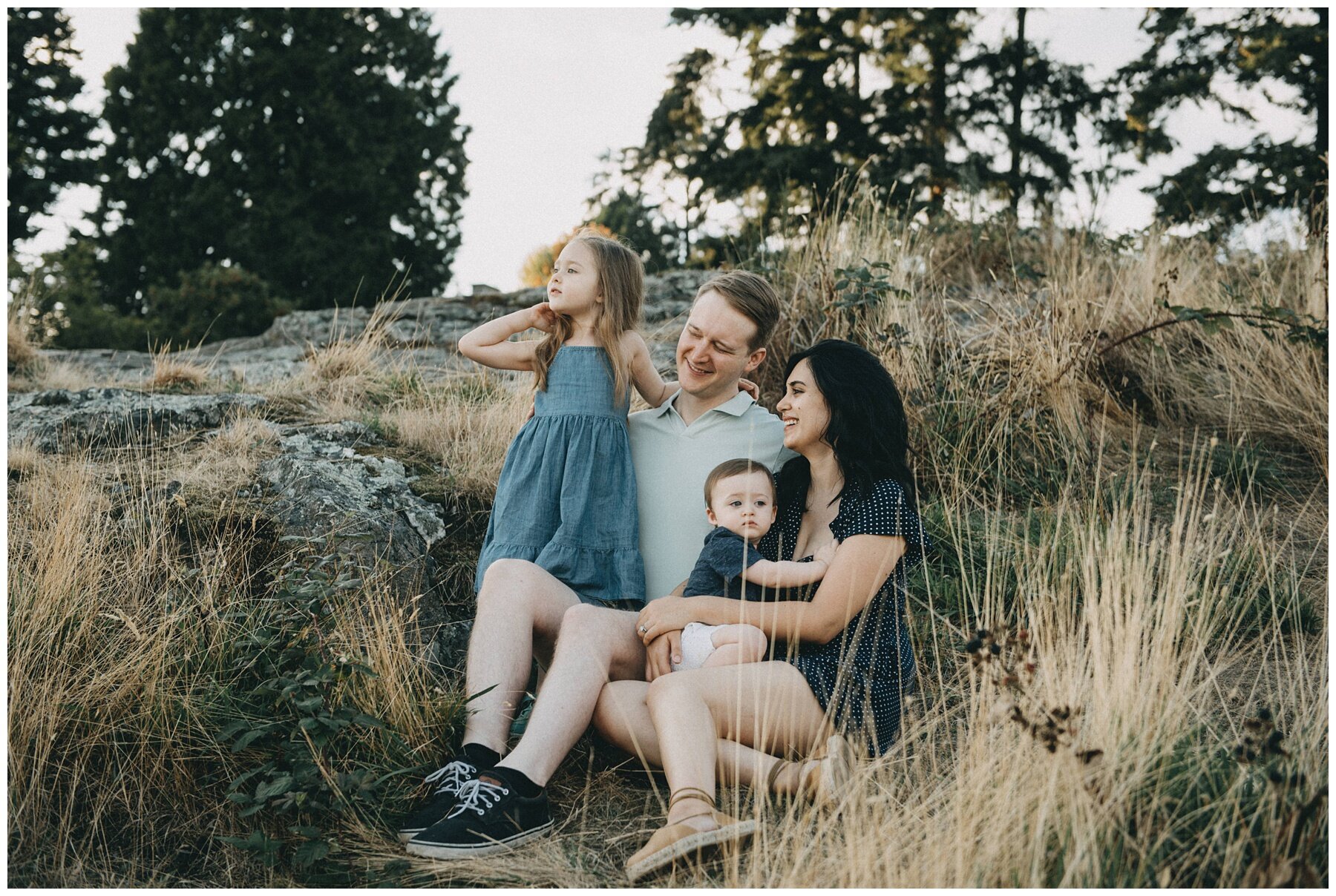 Vancouver family photographer  || Caulfield Park Family Photos || Jaymelang_3540.jpg