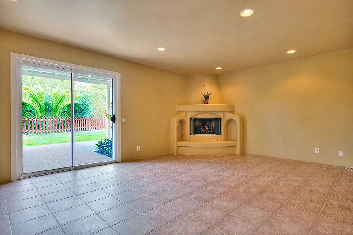 BEFORE - Challenge for furniture arrangement