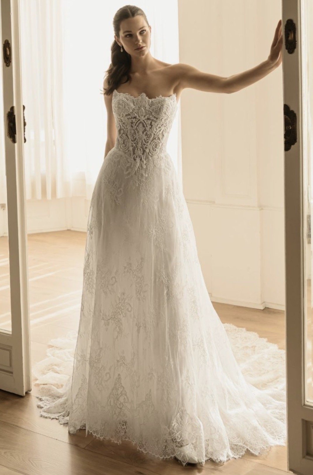 hilina elysee wedding dress.jpg