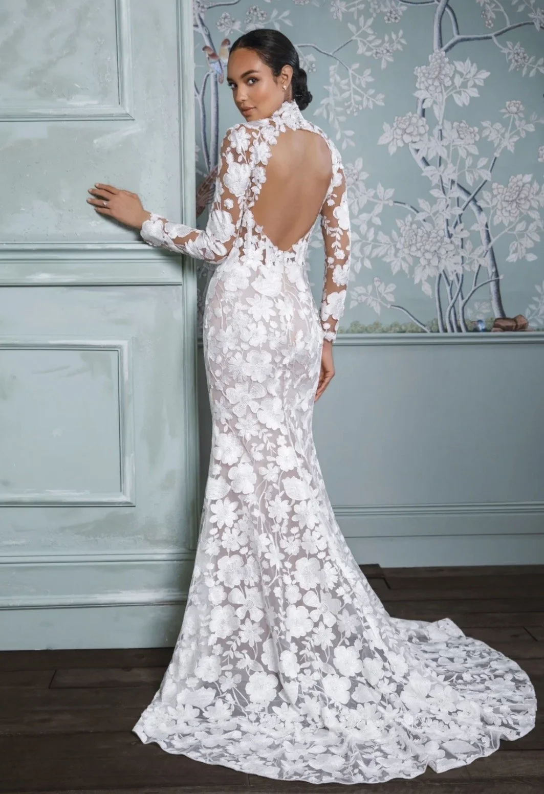 long sleeve wedding dress.jpg