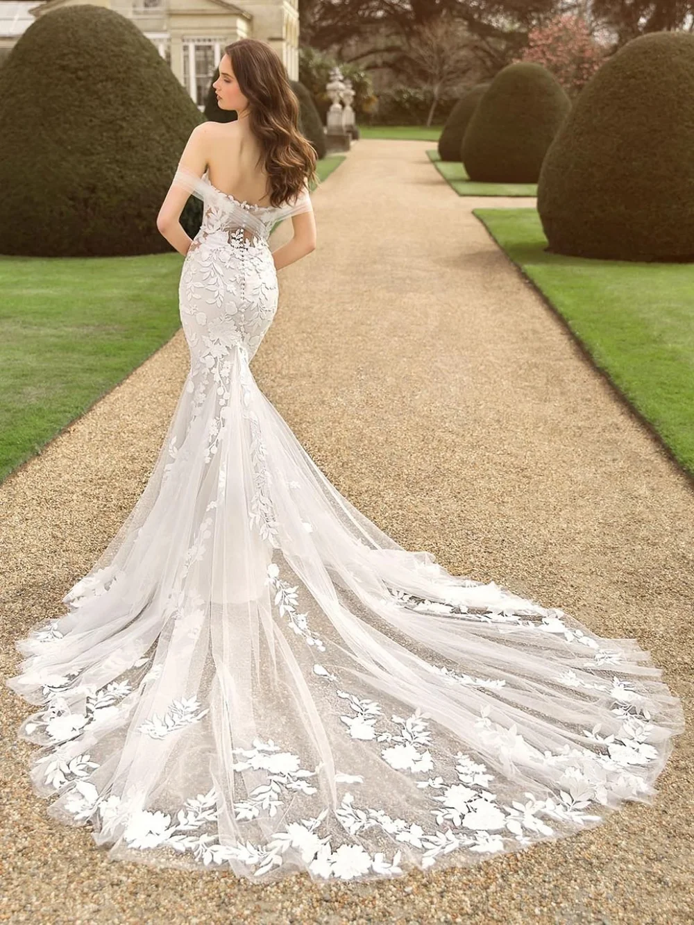 enzoani mermaid wedding dresses Mermaid Wedding Dresses