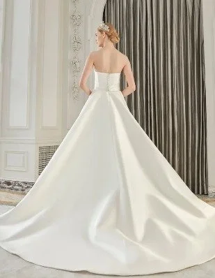 SN15 — The Bustle Bridal Boutique