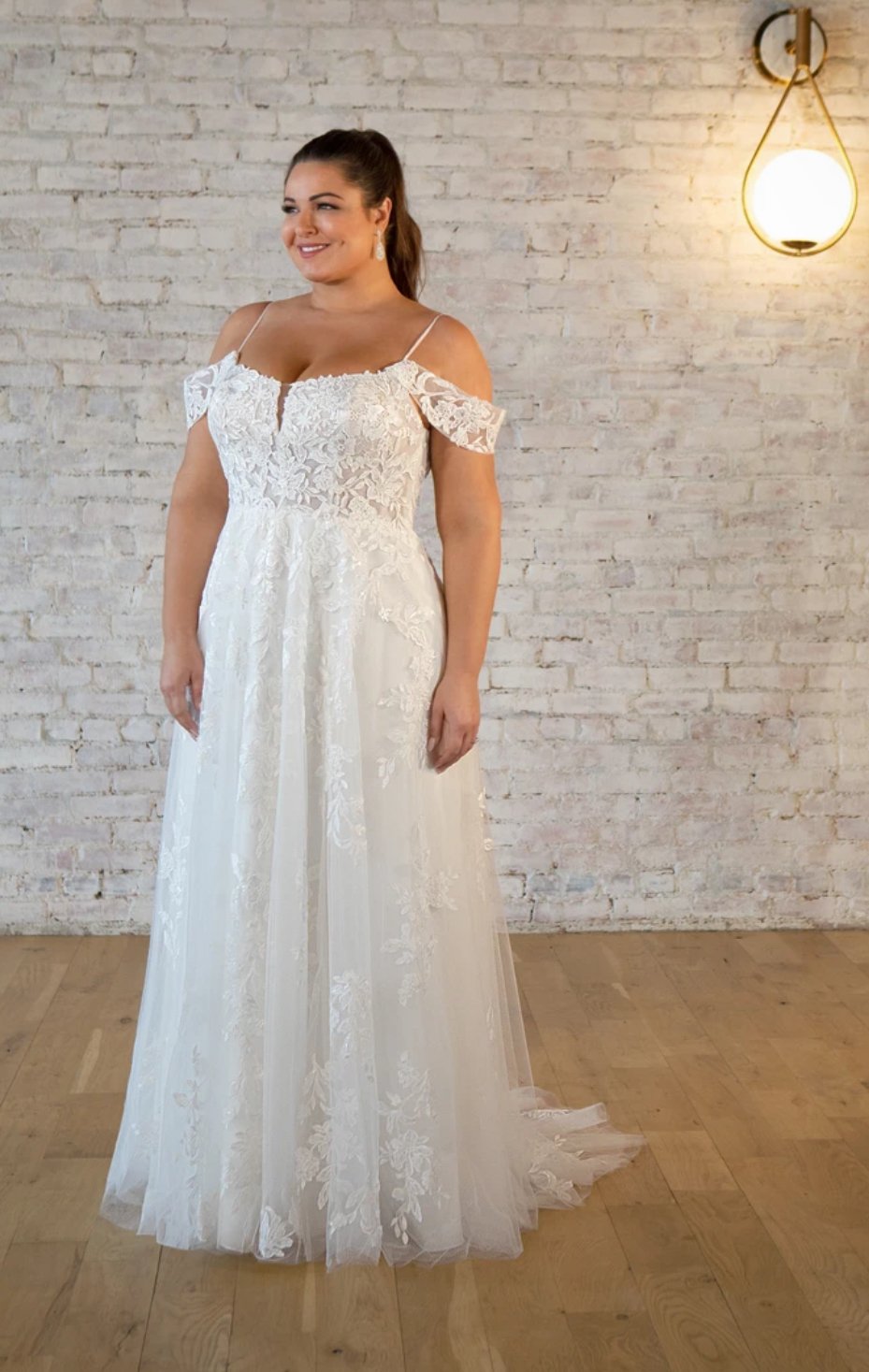 ladies dresses wedding Wedding Gowns For Ladies Above 40, Older Than 40 Women Bridal Dresses