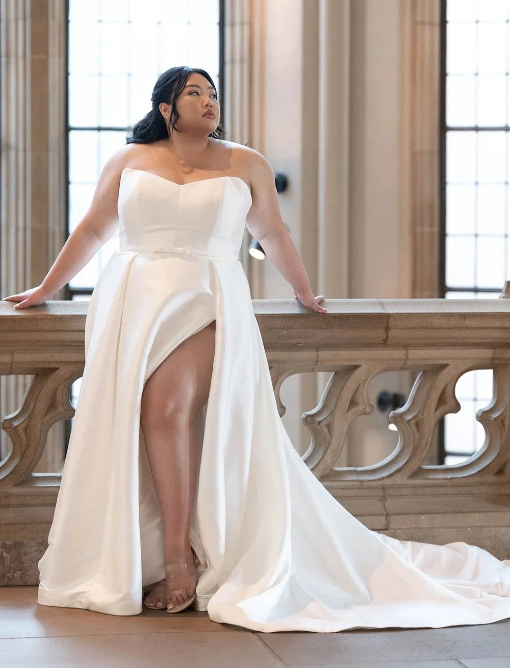 modern satin wedding dress with lace train reviews Vittoria