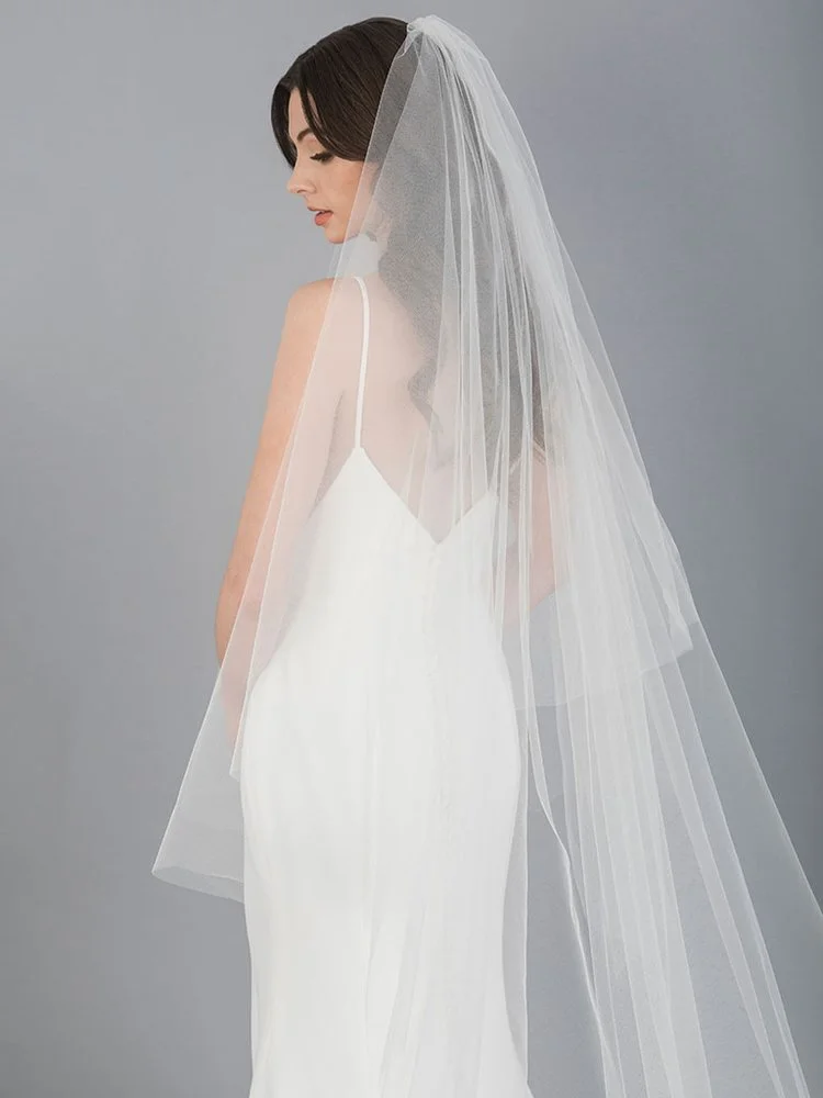 blusher layer long veil.jpg