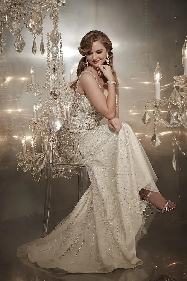 old school wedding dress.jpg