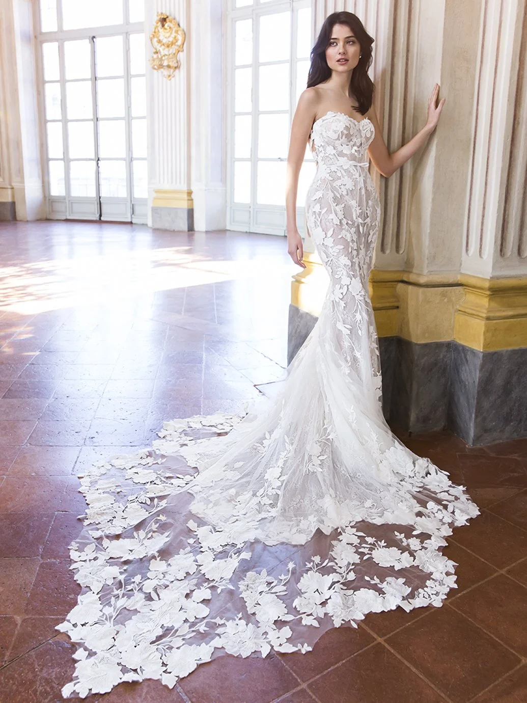 lace fitted wedding dress.jpg