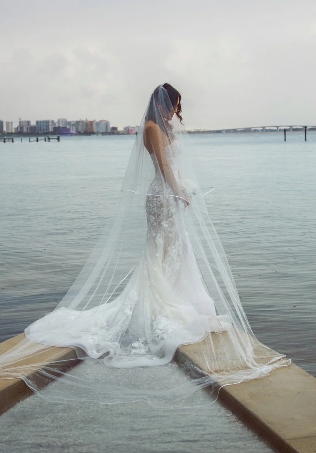 Satin trim ribbon veil.jpg