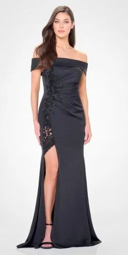 black dress with slit.jpeg