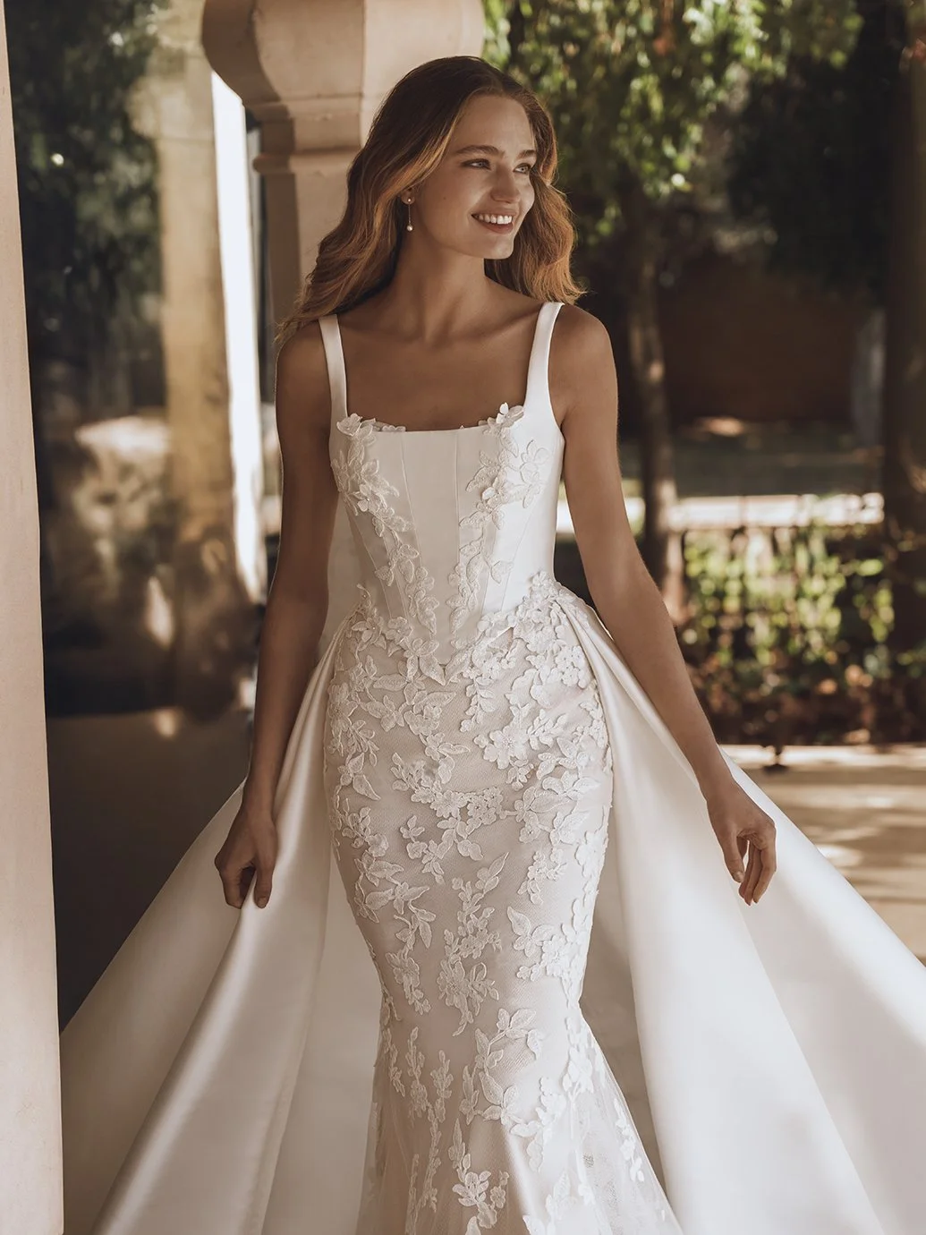 the bustle del mar.jpg