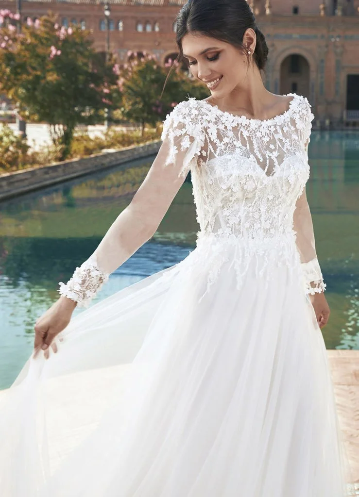 Pronovias Treme  The Bustle Bridal Boutique