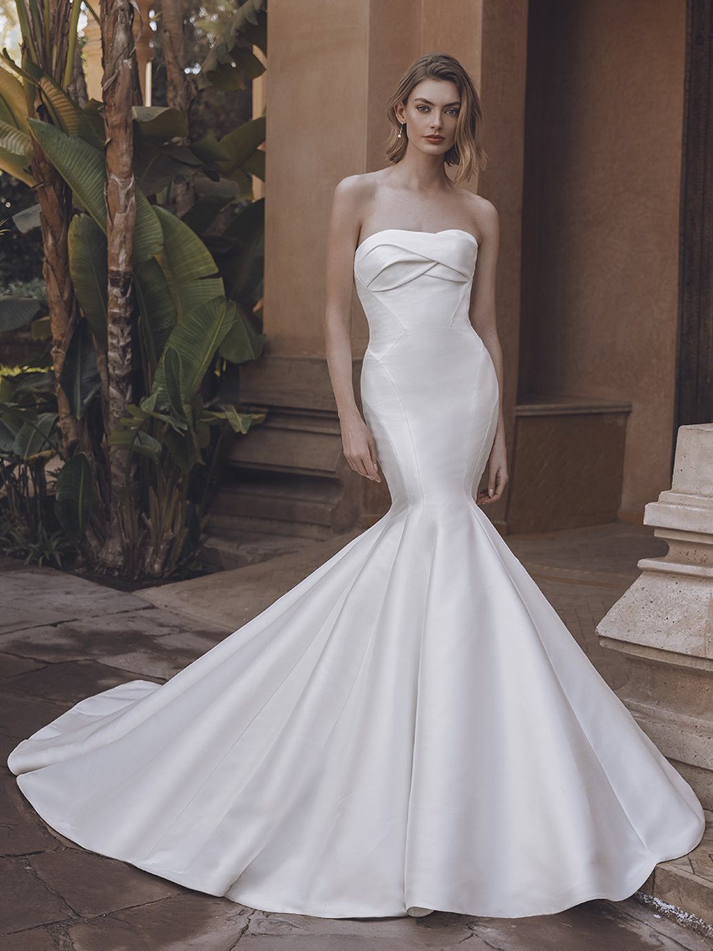 chic wedding dress.jpg