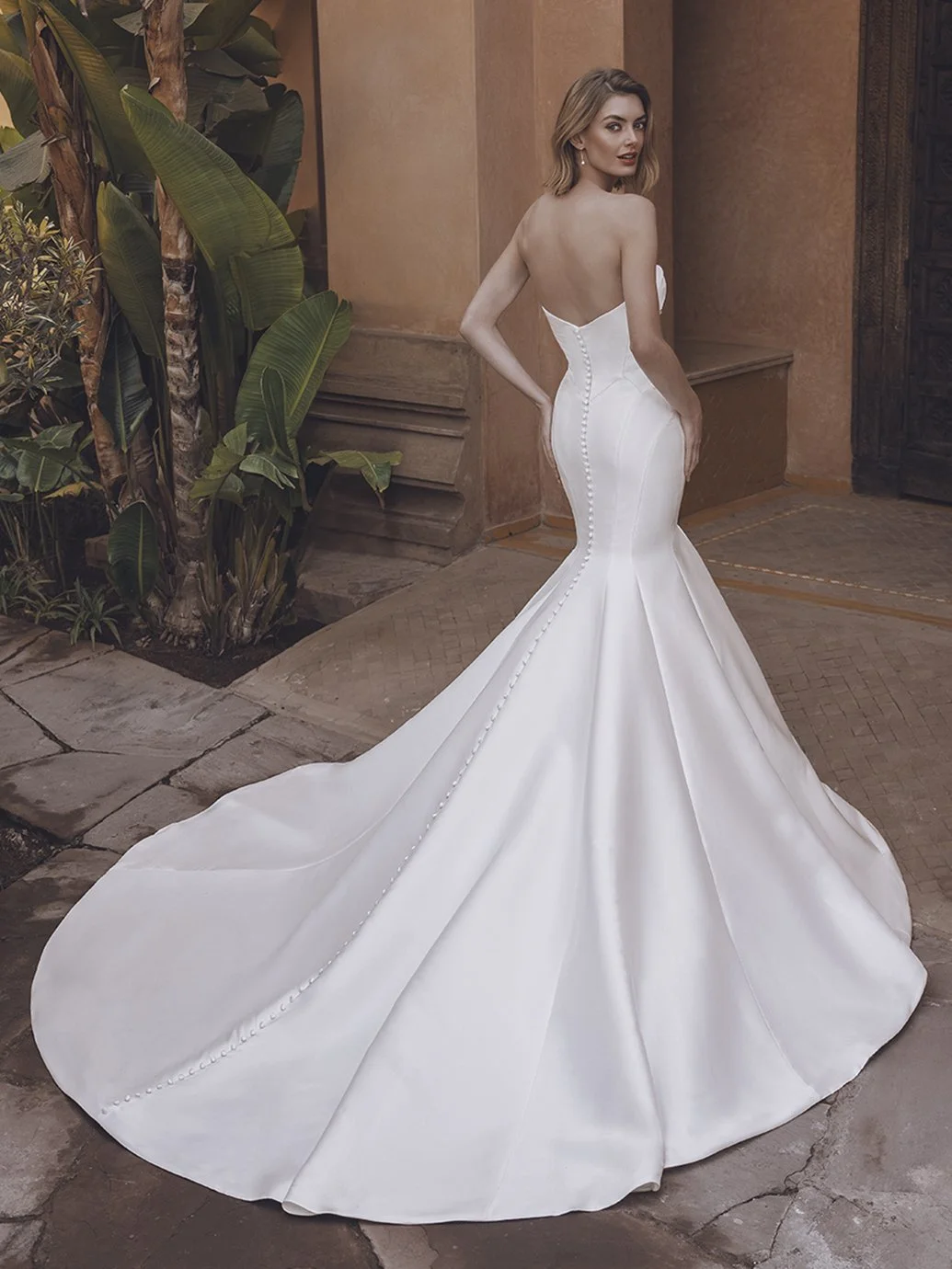 classic wedding dress.jpg