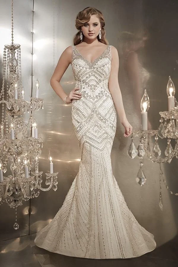 Vintage wedding dress.jpg