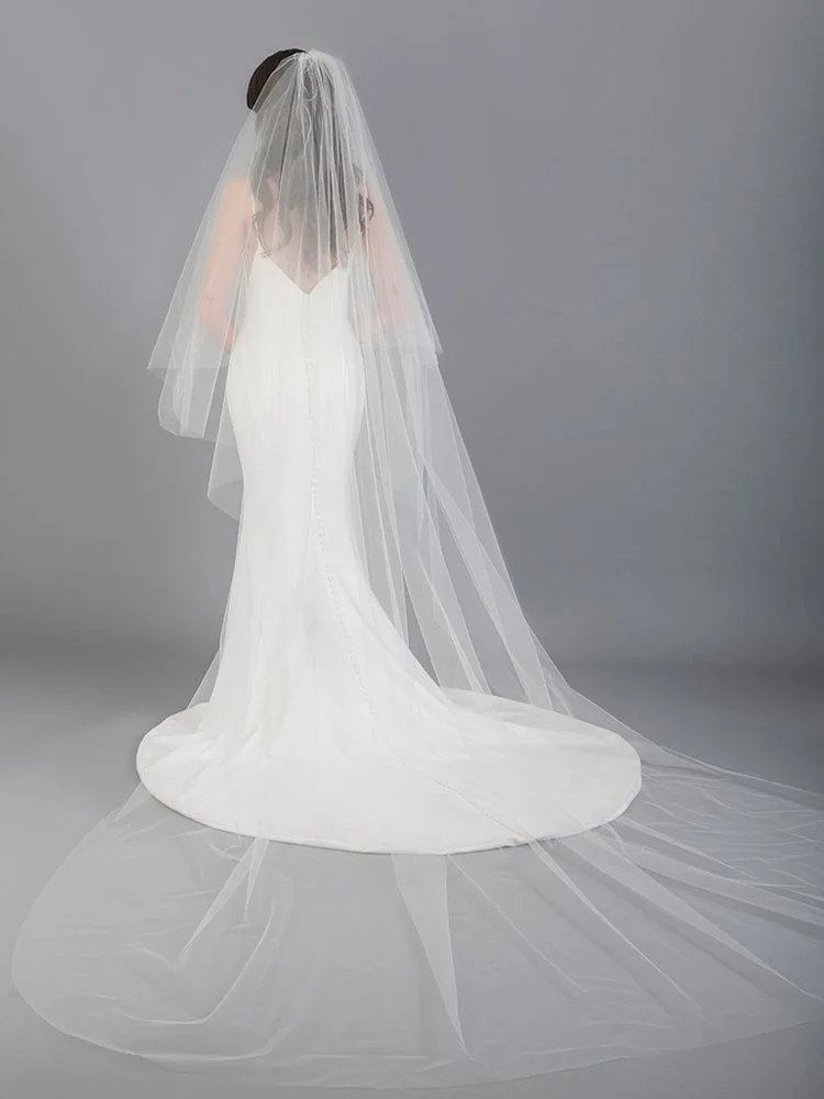 long simple veil.jpg