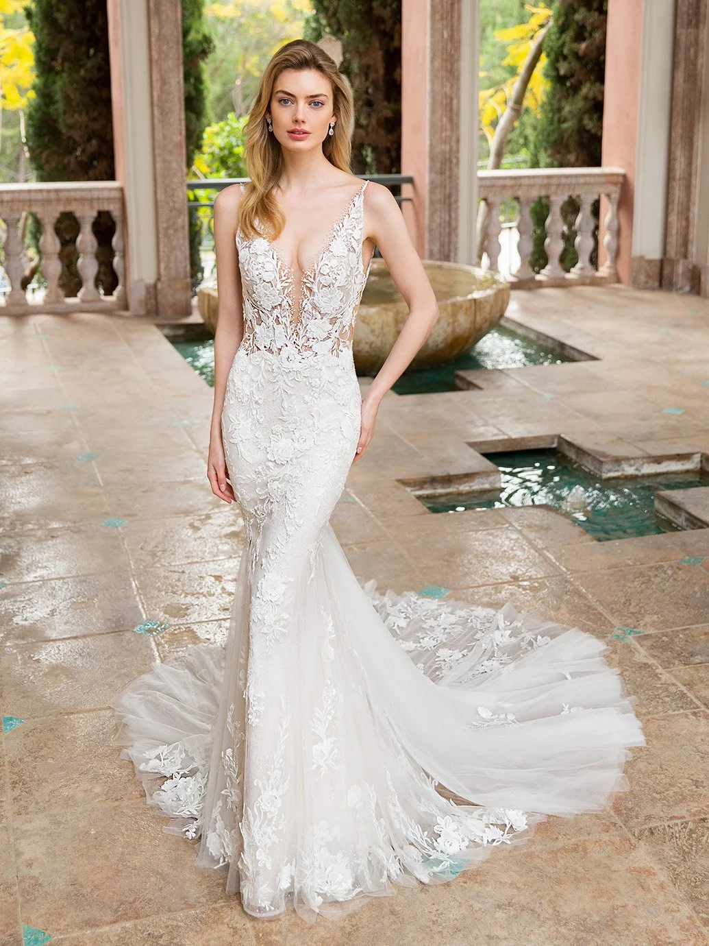 wedding dresses with lace.jpg