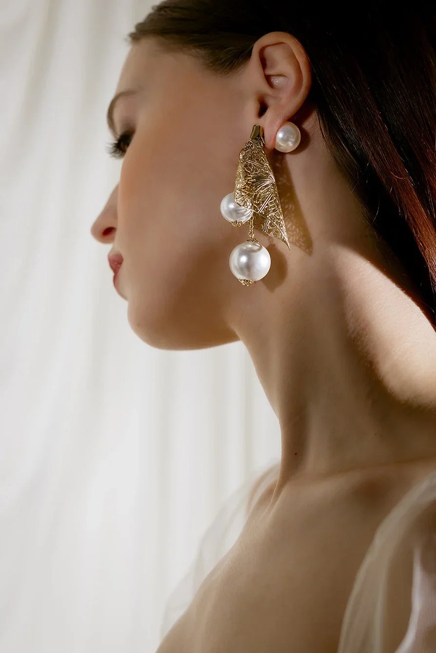 dramatic wedding earrings.WEBP