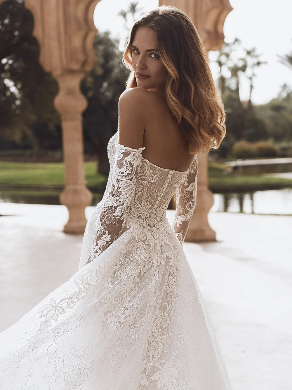 Sleeveless Fitted Bodice Strapless Long White Wedding Dress CB046W Parallel