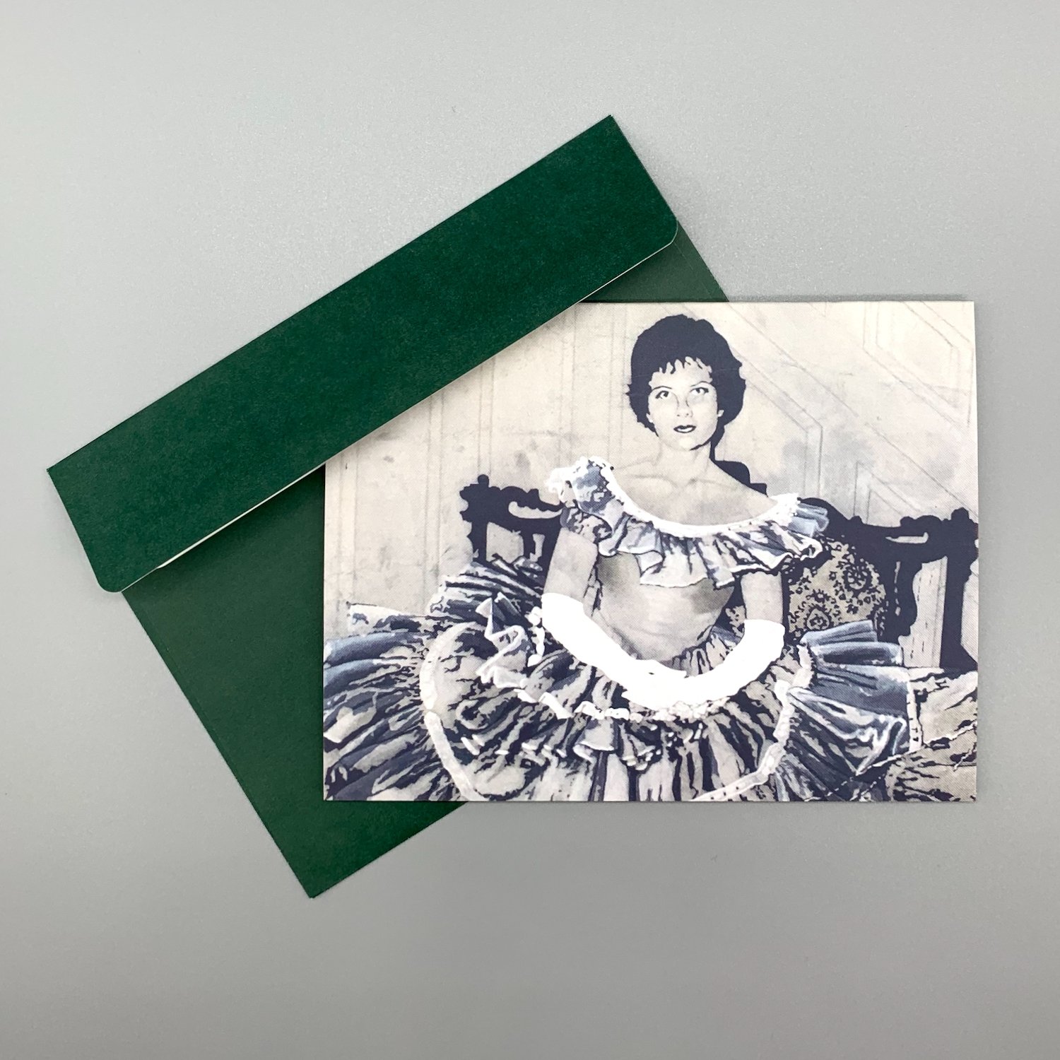 merch-mama1-notecard-envelope-evergreen.jpeg