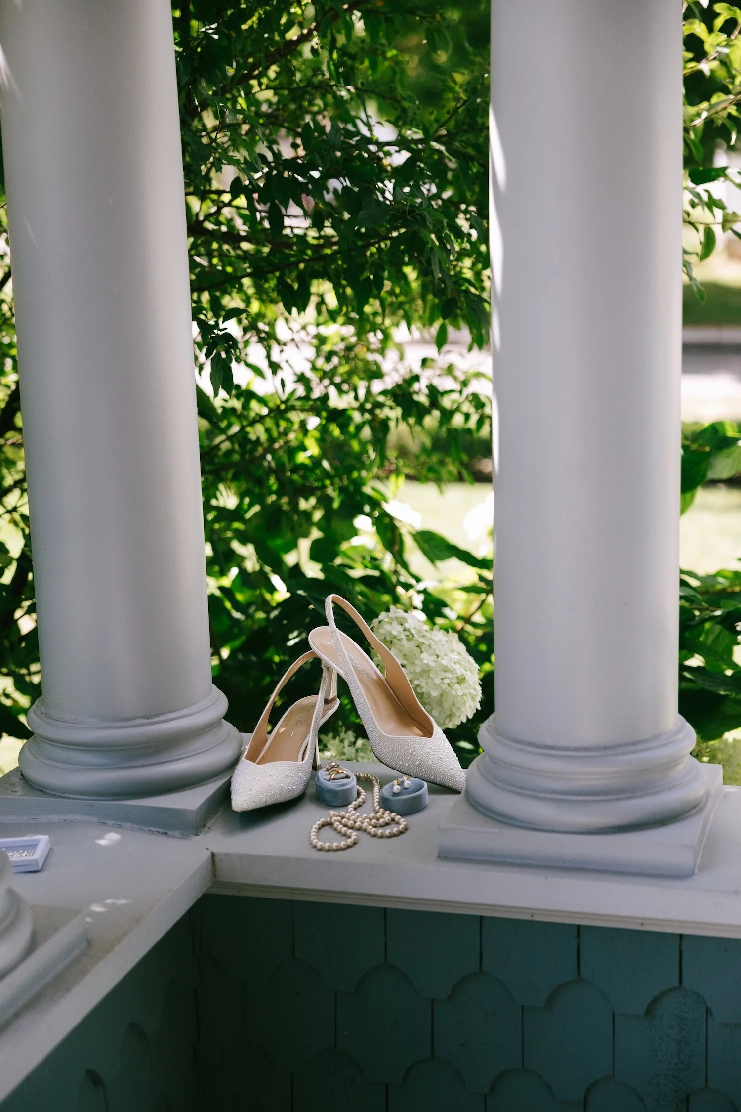 Maddie+Cooper-Sherwood Inn Skaneateles 2.jpg