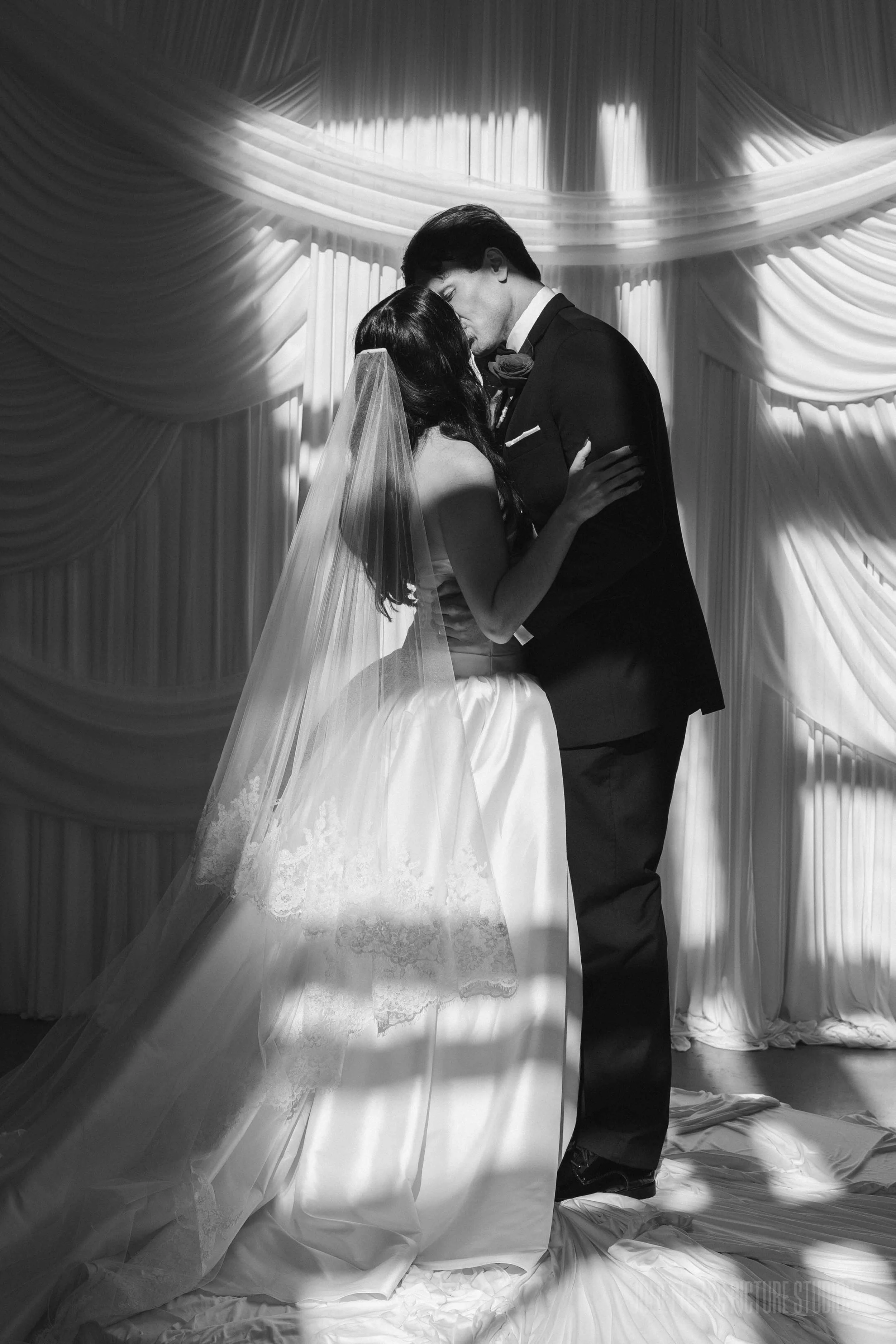 Kathryn+Dan-Retro-low-52.jpg