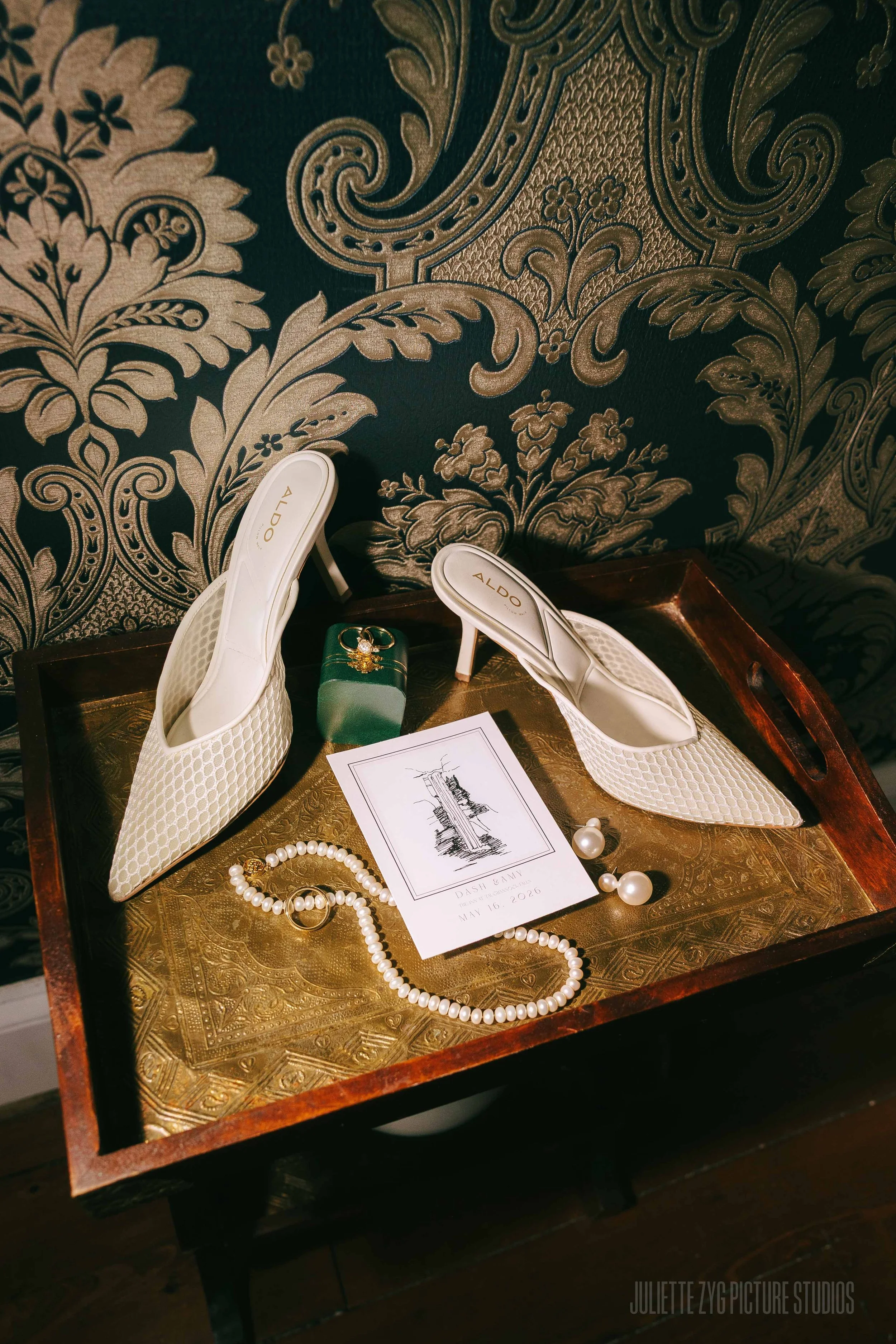 Am+Da-IthacaNY-Wedding-9.jpg