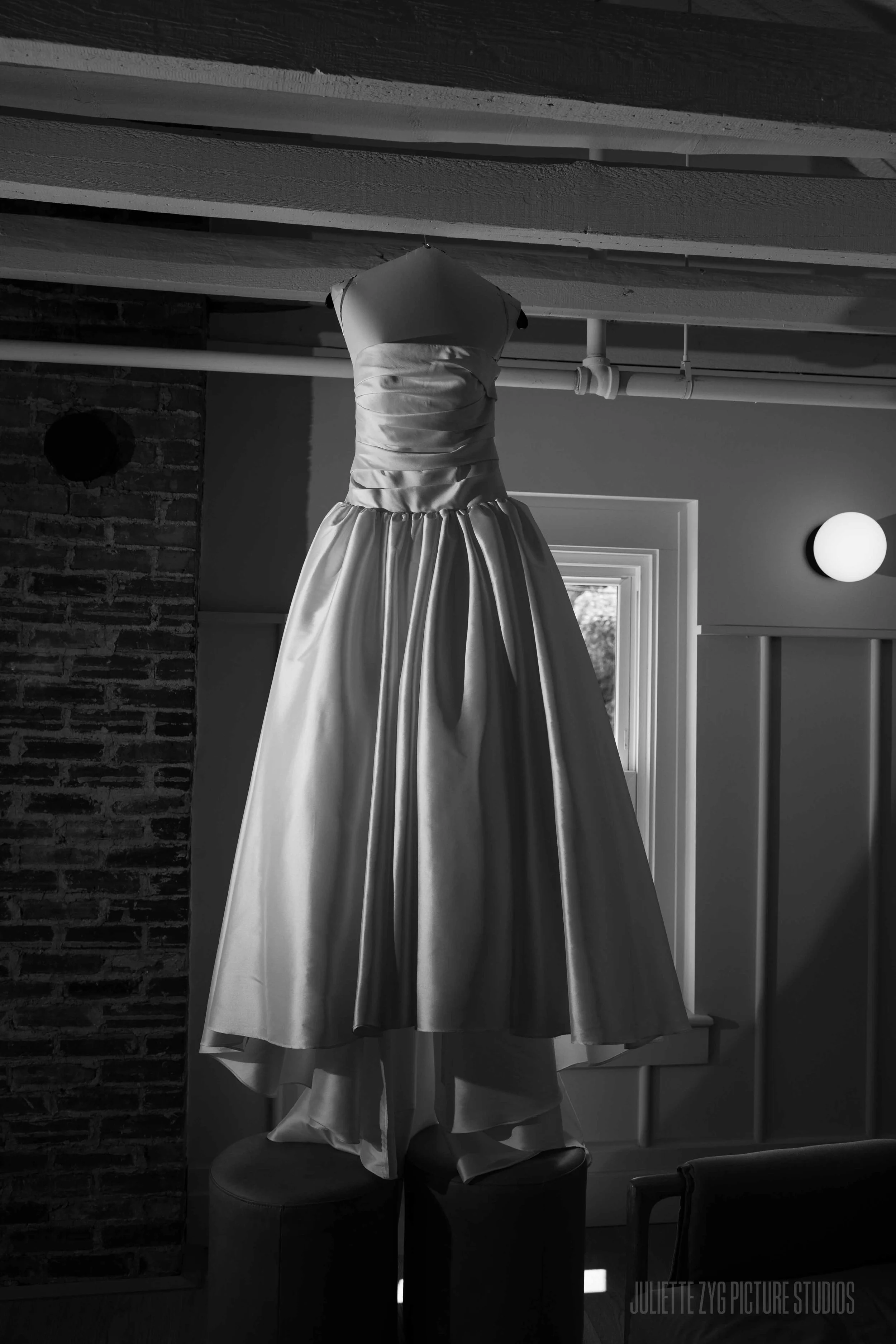 Kathryn+Dan-Retro-low-4.jpg