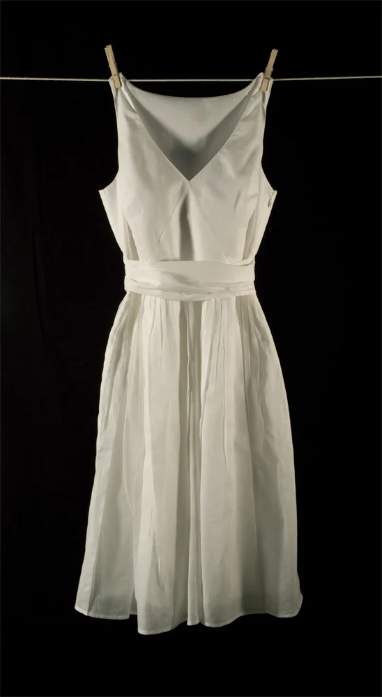   (Re)dress 1: Portrait  22 x 40 in [55.9 x 101.6 cm] Archival pigment print on museum cotton rag 
