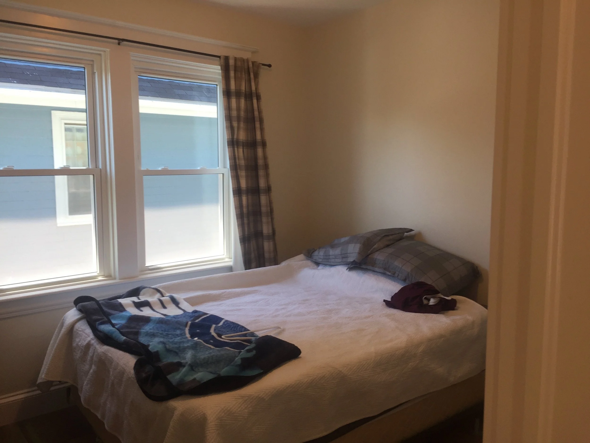 Bedroom1a.jpg