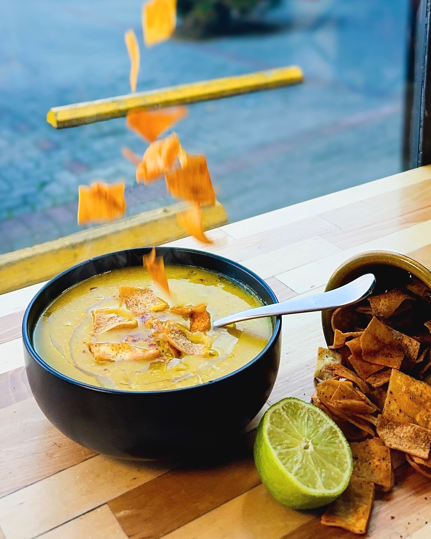 Did someone say soup weather? 🥣🍲☔️

Try our NEW housemade Mediterranean Lentil Soup -
Hearty, Warm &amp; Nutritious Lentil Soup. Topped with Crispy Fried Onions. Comes with a side of our NEW Bold Pita Chips.

Order through our website, linked in bi