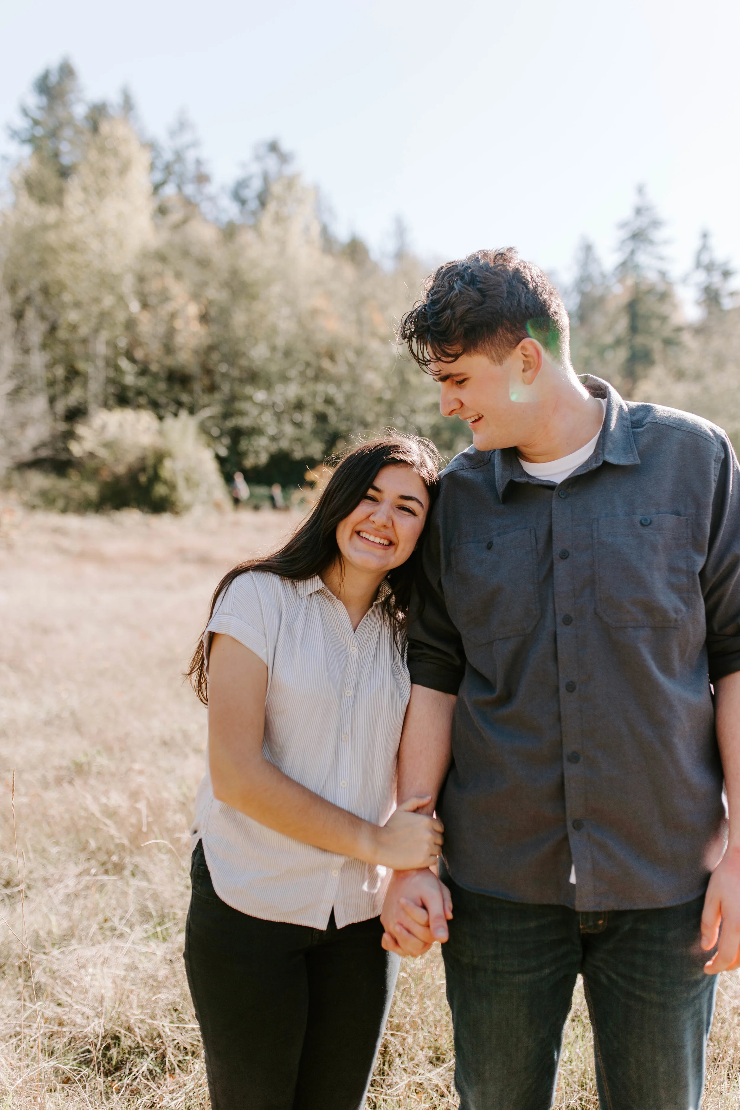 adventurous engagement photography pacific northwest