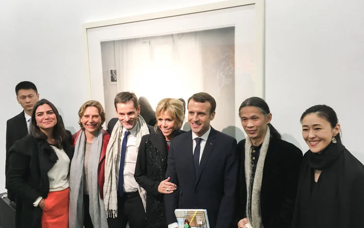 Jimei+Arles+-+Meeting+with+Macron.jpg