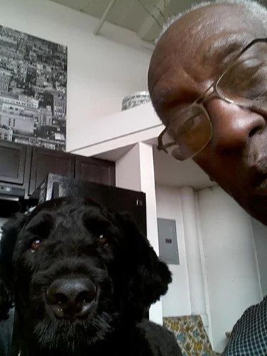 Jonathan and Niko take a selfie together