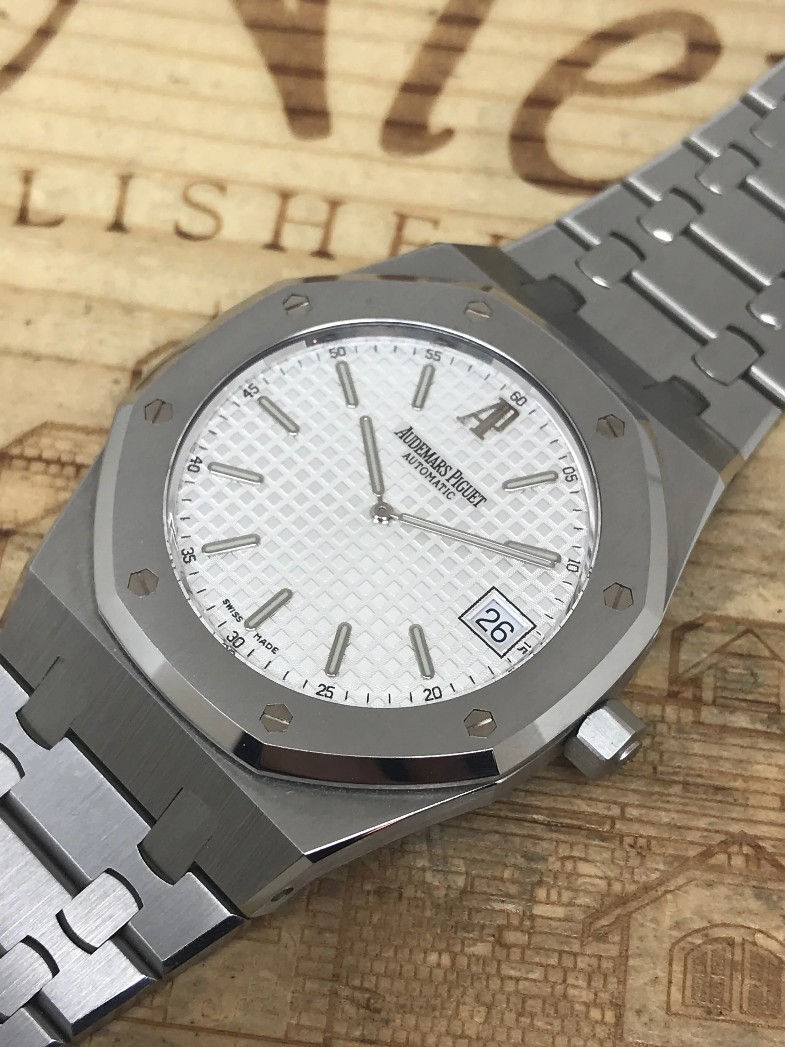 Audemars Piguet Royal Oak 15202 White Dial