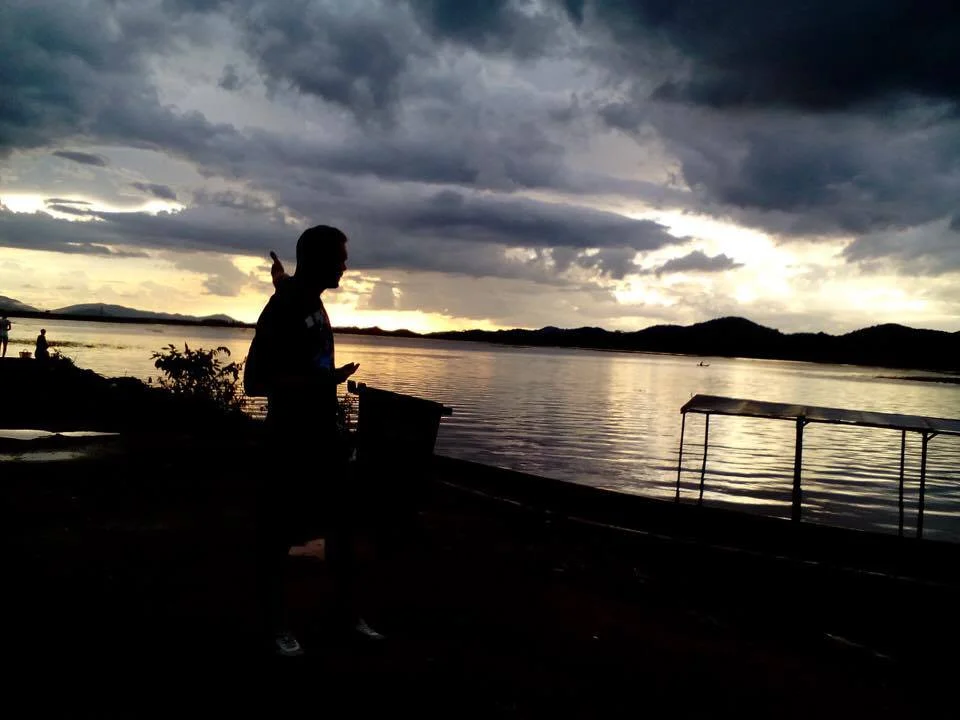 Sunset Luk Lak.jpg