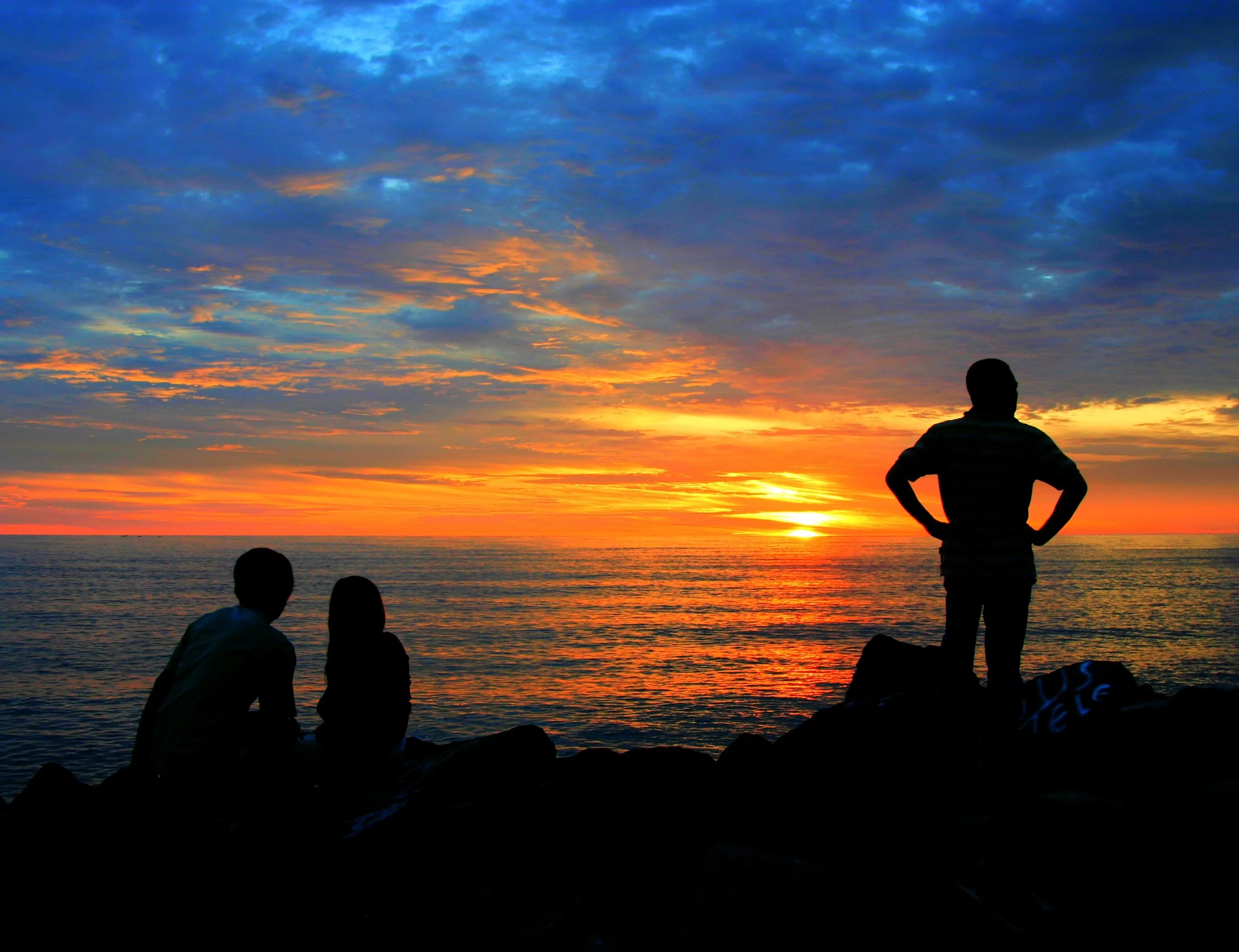 Manado sunset crop.jpg