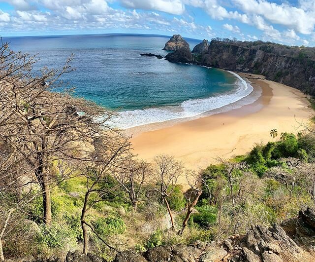 Where have you been? If not here yet, then you need to plan #praiadosancho already voted one of the most beautiful #beach in the world. Soon more info on the amazing #island of #fernandodenoronha 🙌🏼✨
#travel #travelers #destination #traveldiary #tr