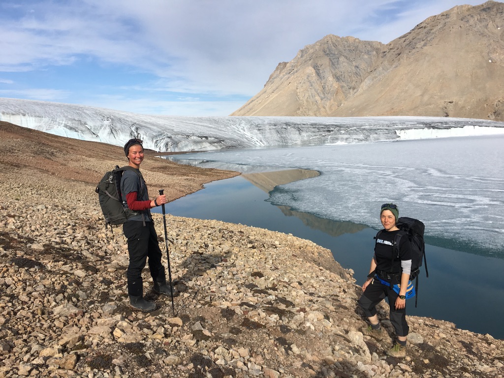 Elise and Catherine on their way to the Thores Glacier/Thores Lake interface.