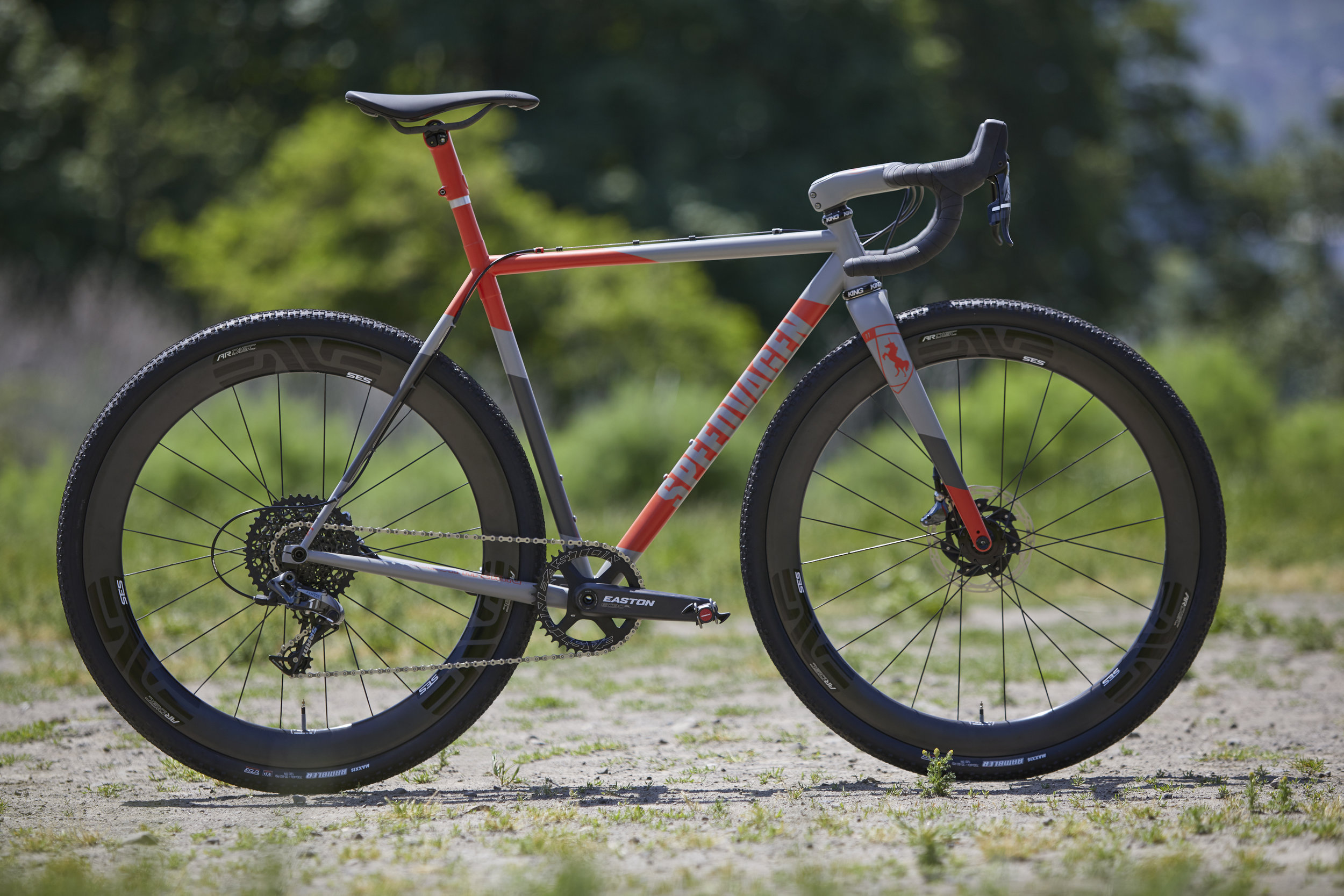 lightweight cyclocross bikes