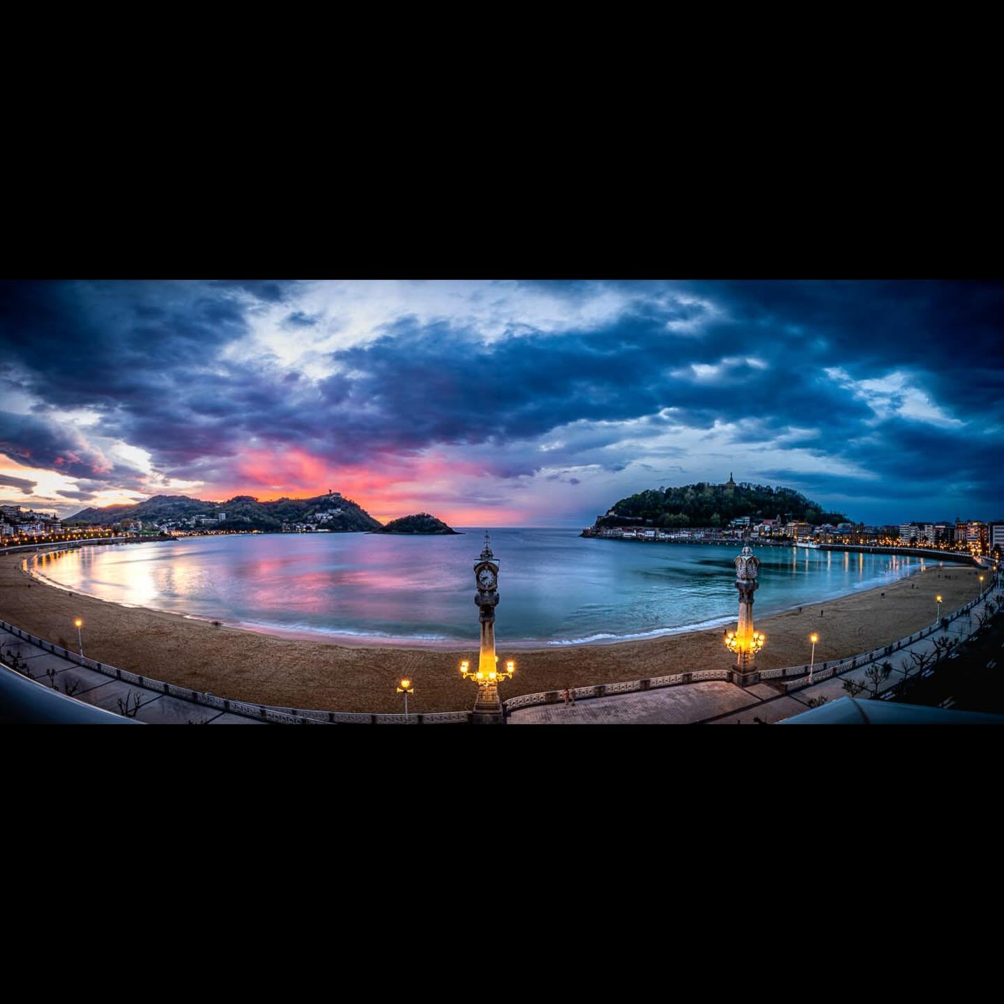 Buenas noches desde San Sebasti&aacute;n
&bull;
&bull;
&bull;
&bull;
&bull;
#sunset #sansebasti&aacute;n #donostia #spain #spanishsunset #donostiasansebastian #goodnight