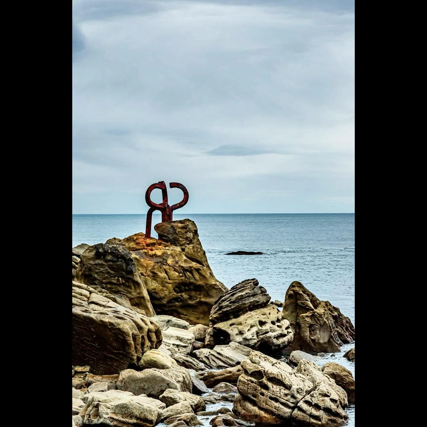 Comb of the Wind (Eduardo Chillida, 1976) Donostia - San Sebasti&aacute;n 
&bull;
&bull;
&bull;
&bull;
&bull;
#combofthewind #combofthewindsculpture #sansebasti&aacute;n #donostia #donostiasansebastian #eduardochillida #sculpture #spain