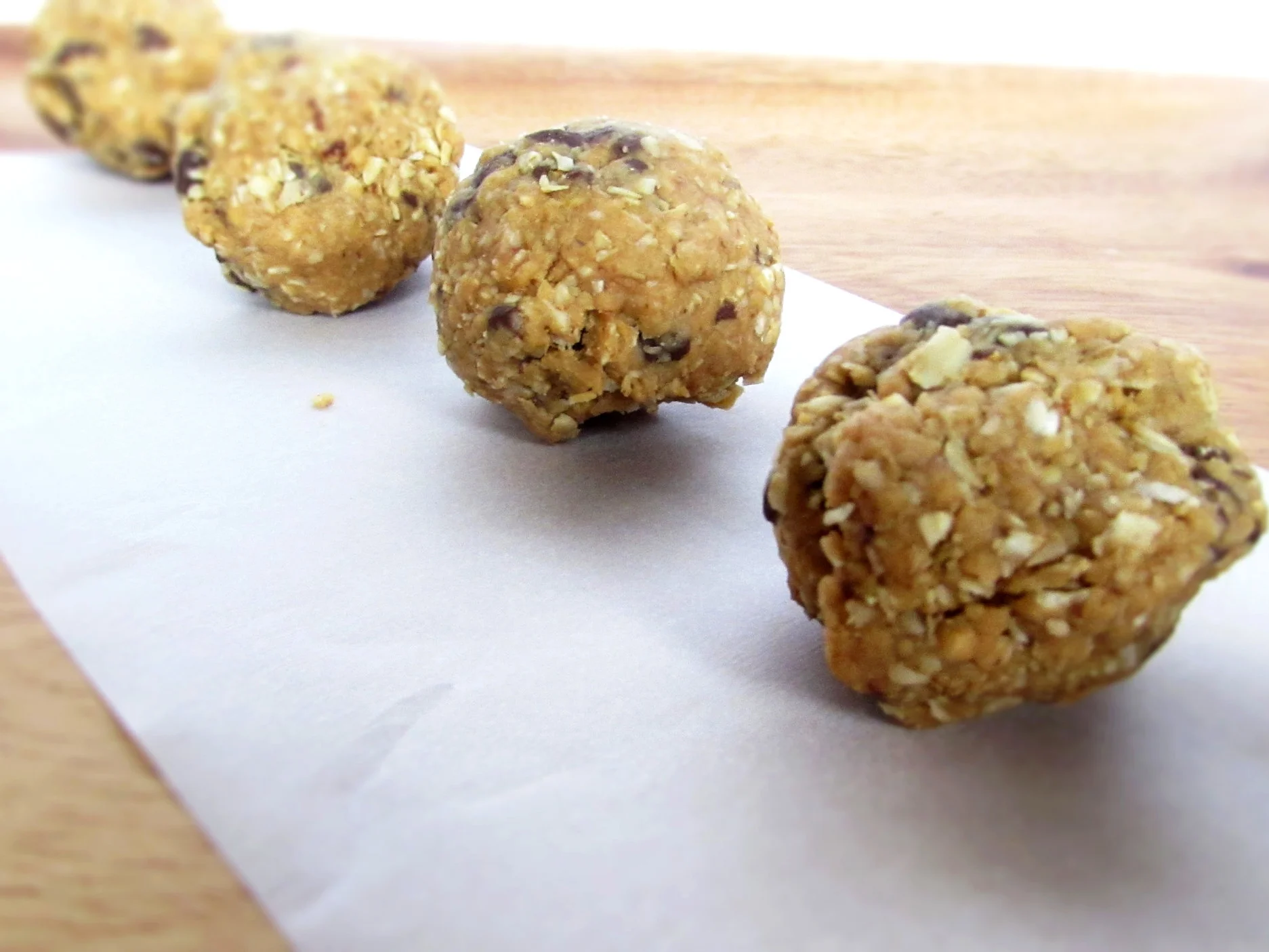 Peanut butter bites2.jpg