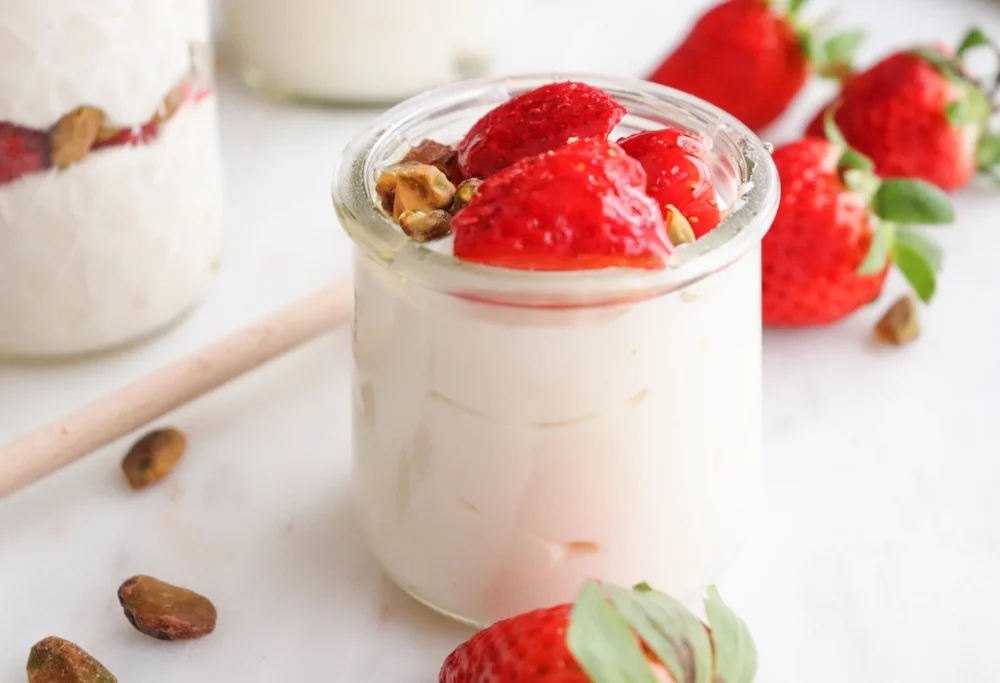 Cannoli Cream with Strawberries and Pistachios