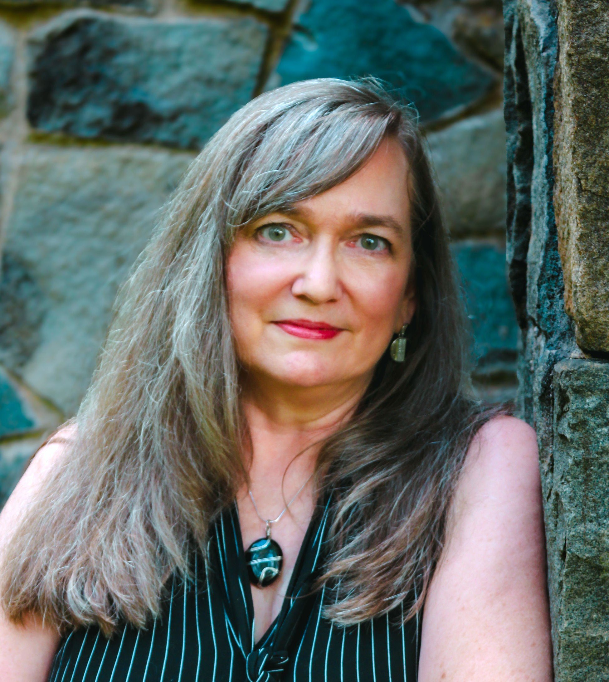 Headshot of Beth Hovis, IIPA Vice President, Fellow Iridologist, iridology educator, and natural health educator.