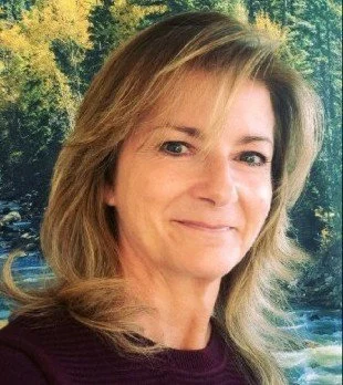 Headshot of Sheryl Strom, Board-Certified Naturopathic Doctor, IIPA Board Director, iridology educator, and 2025 Iridologist of the Year.