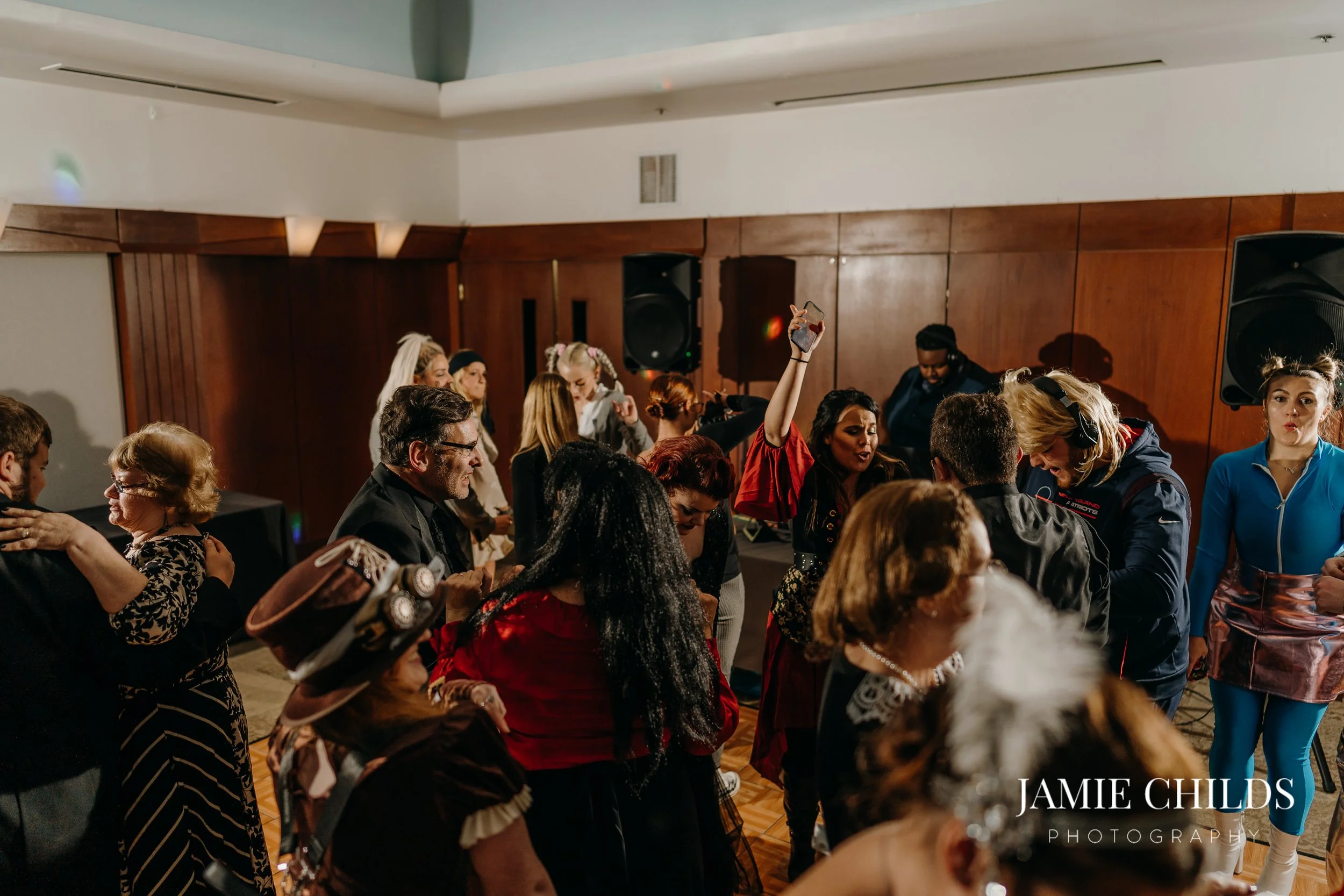 denbow with logo-520 (1).jpg