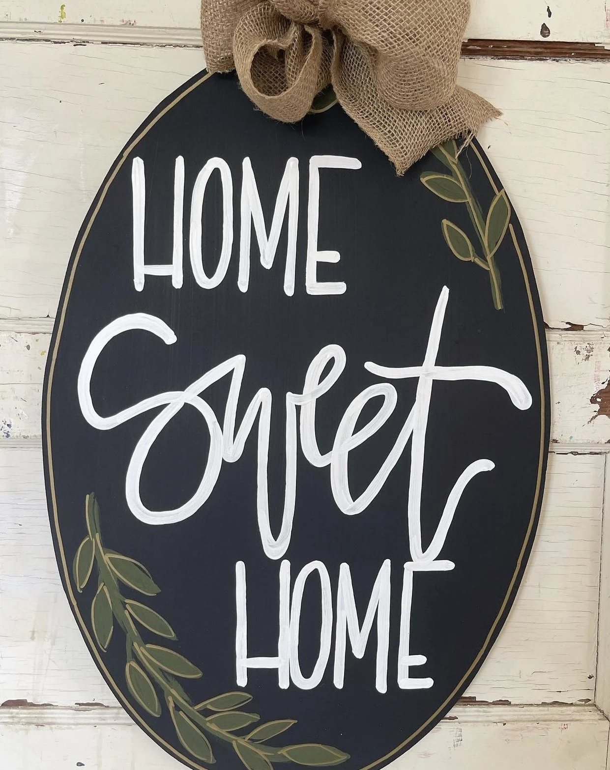 Oval "Home Sweet Home" Door Hanger